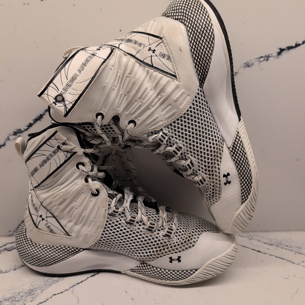 Under Armour HOVR Highlight Ace volleyball court High-Top Sneakers Womens 8.5